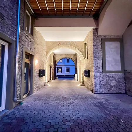 Alte Brauerei Mit Flair: Altstadt - Parkplatz - Kaffee Kitzingen Exterior foto